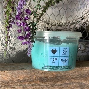 Davines Alpha hydroxy acid European body scrub